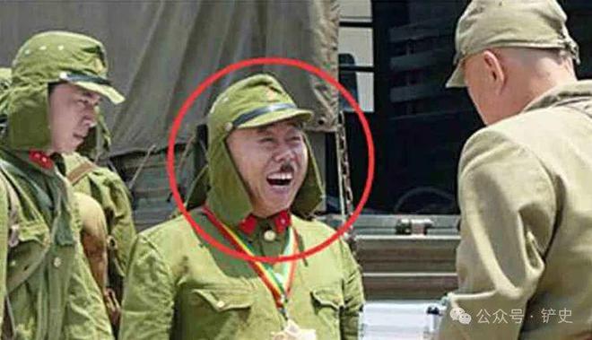 着那么猥琐有啥用？设计者真是厉害开元棋牌二战日军帽子上那两片布看(图3)