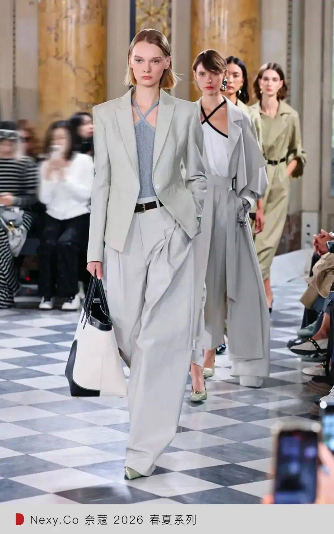 春夏巴黎时装周：谁在逼近国际舞台中心？开元棋牌WWD LIVE 直击 2026(图12)