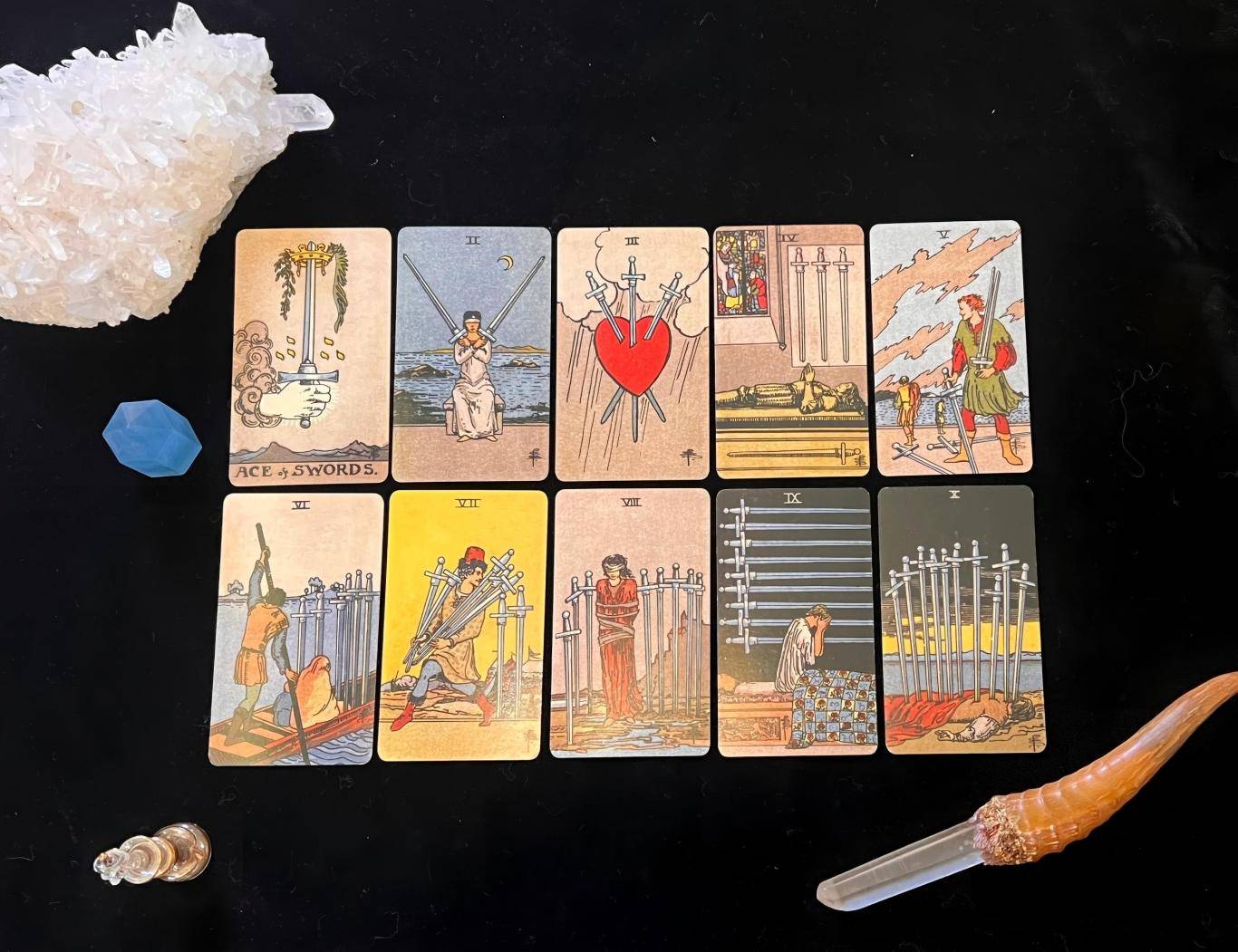 宝剑牌组的历史原型【亚塔分享】开元棋牌潘子仲老师讲述韦特塔罗(图4) 宝剑牌组的历史原型【亚塔分享】开元棋牌潘子仲老师讲述韦特塔罗(图4)